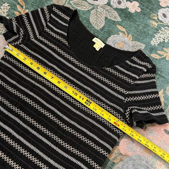 Anthropologie Black Smocked Top Large Meadow Rue Peplum Short Sleeve Ruched L - Picture 10 of 13